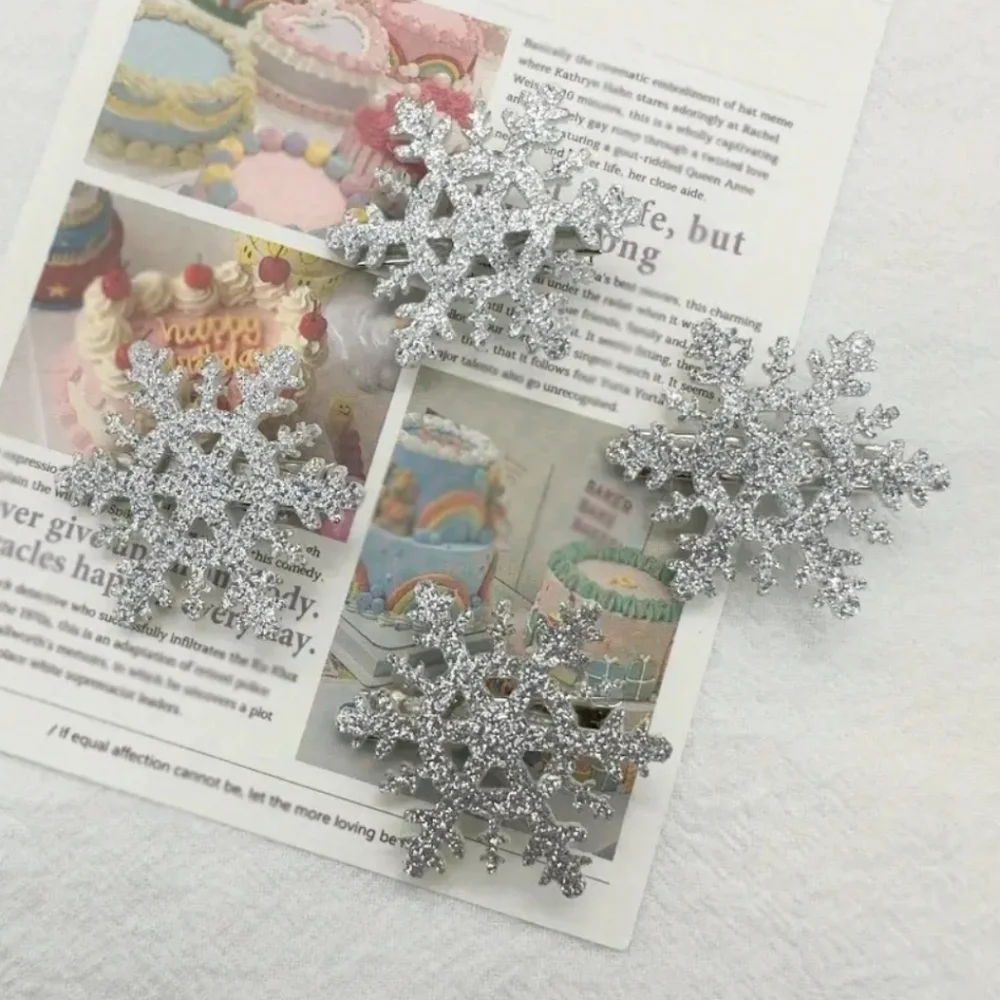 2 Snowflake Sparkly Clips - Picture 5 of 8
